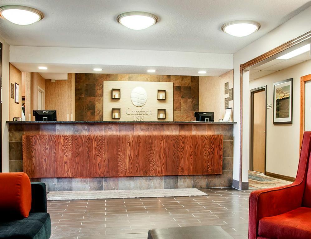 Comfort Inn Dickinson Exterior photo